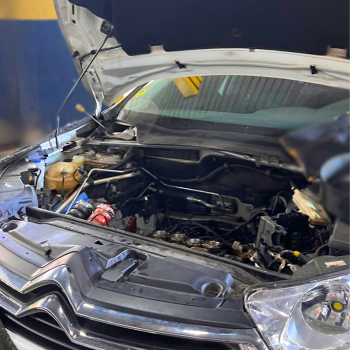 c4 lounge consumindo muito oleo